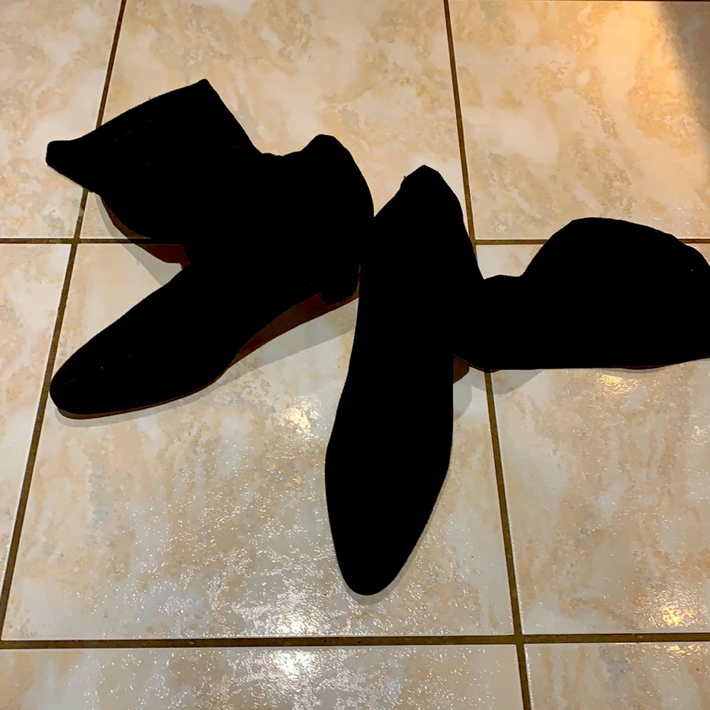 Robert Clergerie Brown suede pull on boots